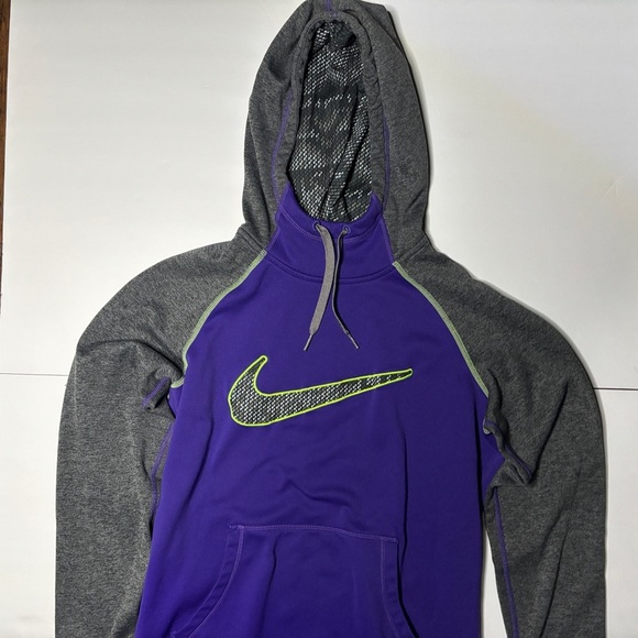 Nike Therma-Fit Purple and Gray Colorblock Sweater with Swoosh - Picture 3 of 8